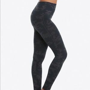 SPANX Black Camo Leggings